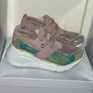 Steve Madden Cliff Blush Sneaker